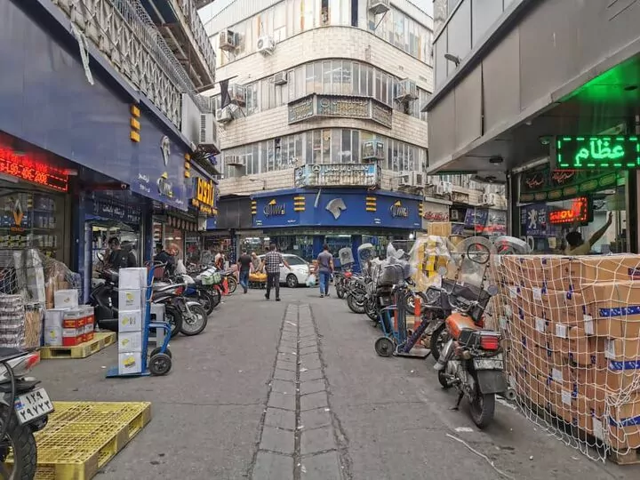 بازار اصلی و بورس لوازم یدکی خودروهای چینی در تهران